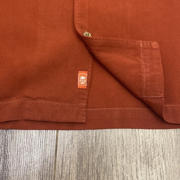 Tommy Bahama Men's Short Sleeve Camp Shirt - Picture 4 of 5